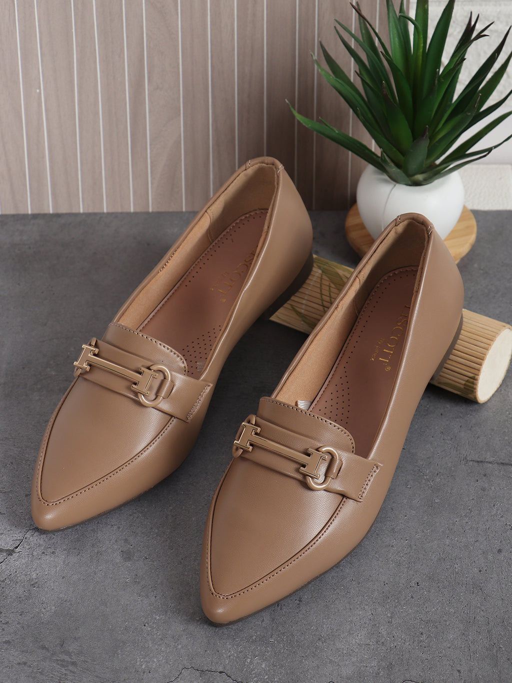 Liscott Comfortable Flats for Women