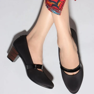 Women Black Coloured Block Heel Mary Janes