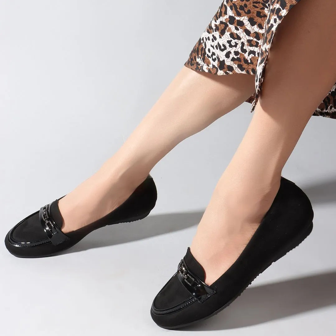 Black Coloured Round Toe Buckle Detail Loafers