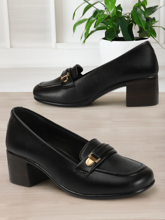 Black Coloured Round Toe Block Heels Pumps