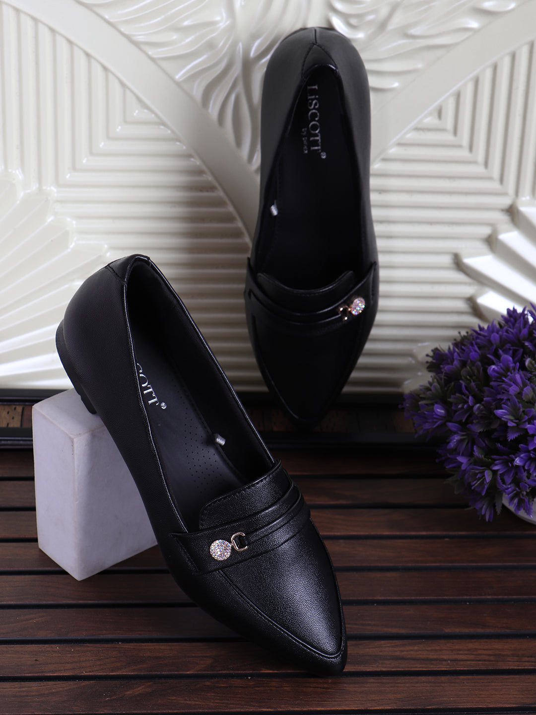 Liscott Comfortable Flats for Women