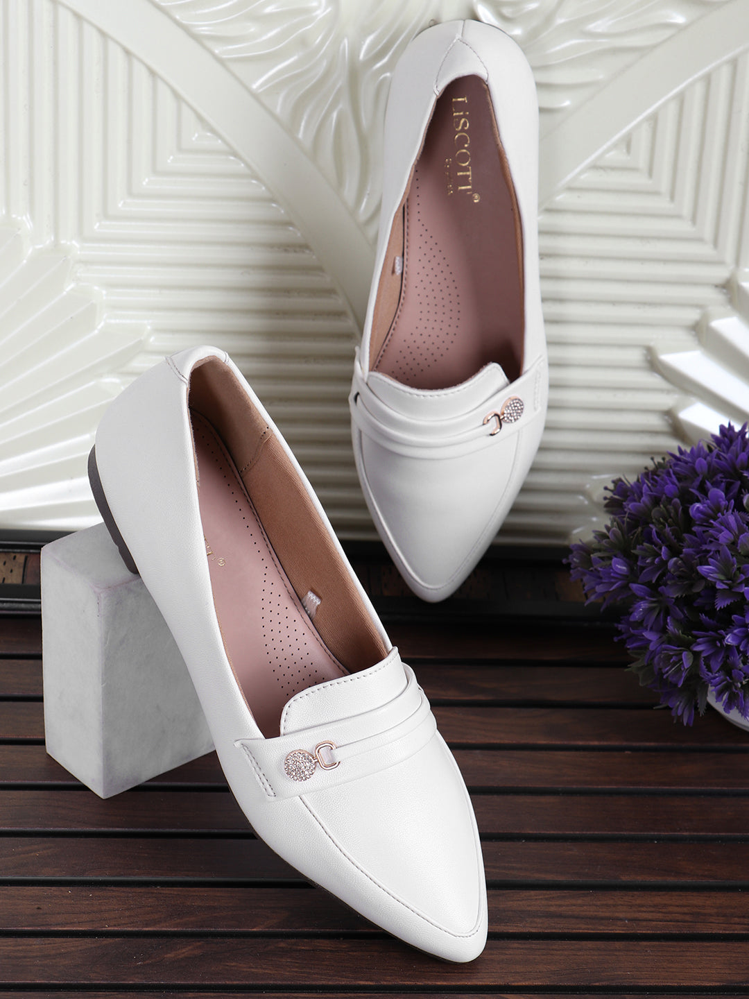 Liscott Comfortable Flats for Women