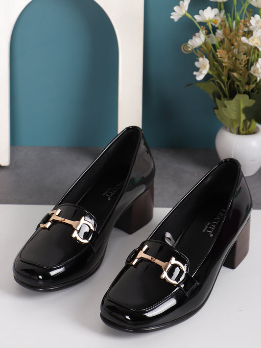 Black Coloured Round Toe Block Heels Pumps