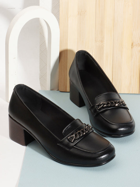 Black Coloured Round Toe Block Heels Pumps