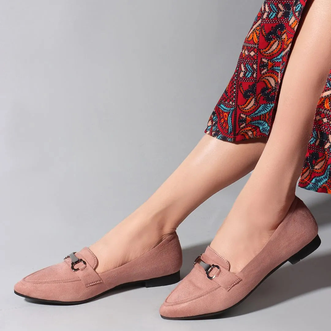 Women Peach Coloured Buckled Pointed Toe Lightweight Ballerinas
